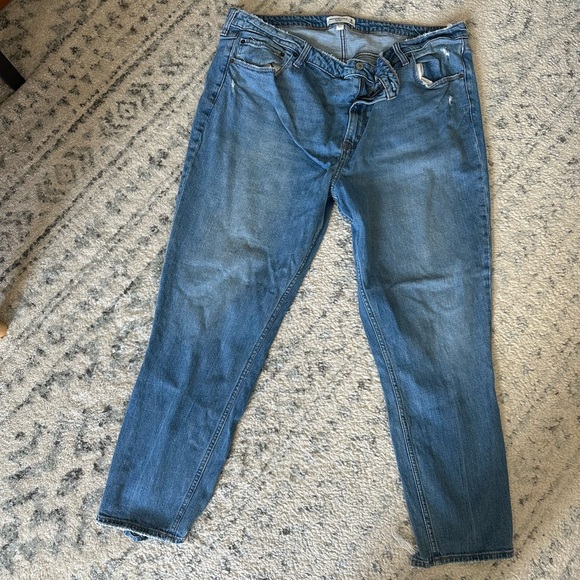 The skinny high rise Abercrombie and Fitch - Picture 1 of 3